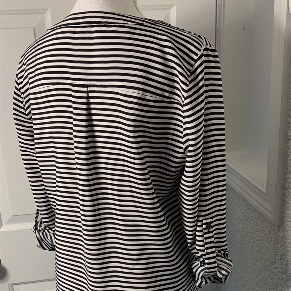 Ann Tayle\or Black and White Striped Women's Blouse Size Medium - Picture 7 of 9